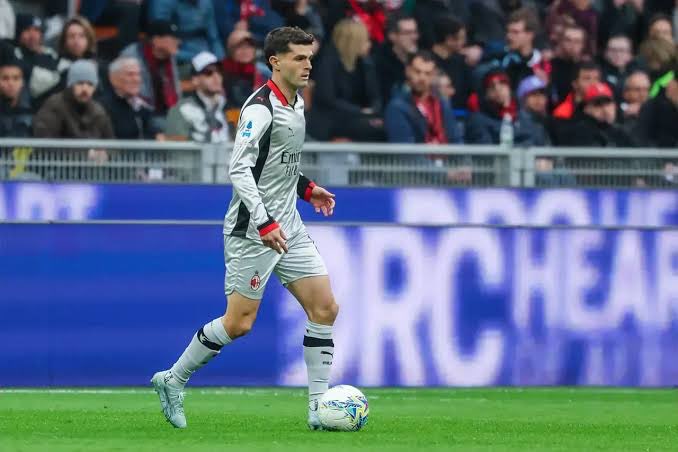 Milan Eye tweet media