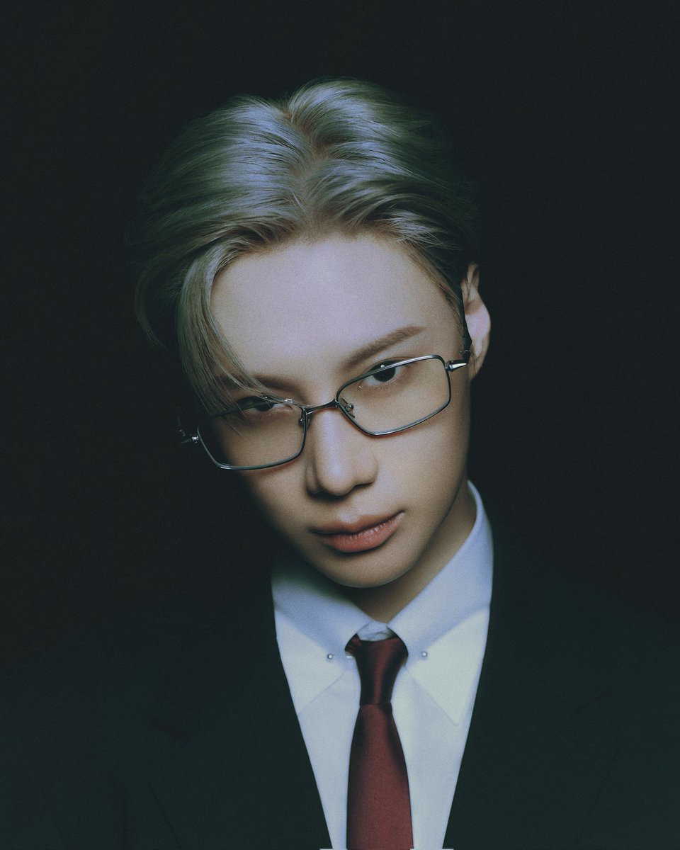 코네탬 tweet media