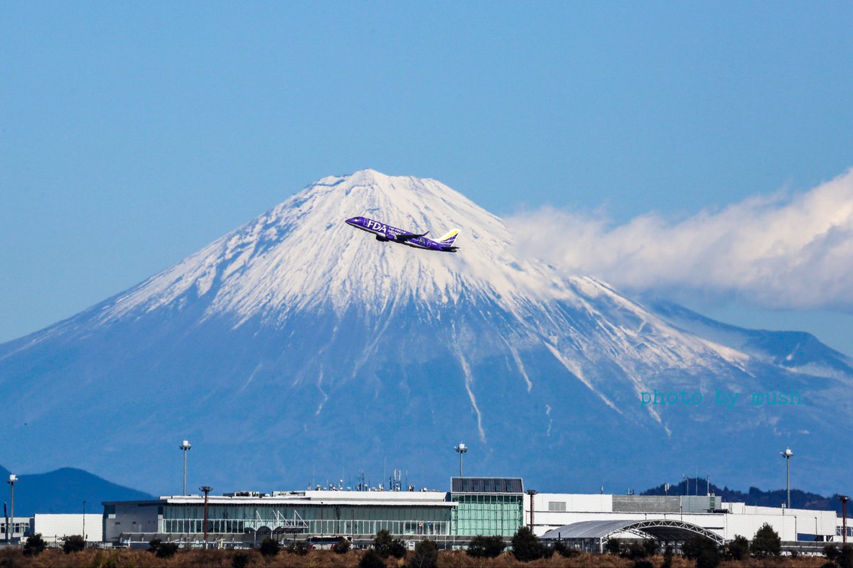 マツコの知らない世界」を見ていたら、飛行機と富士山が出てきたので