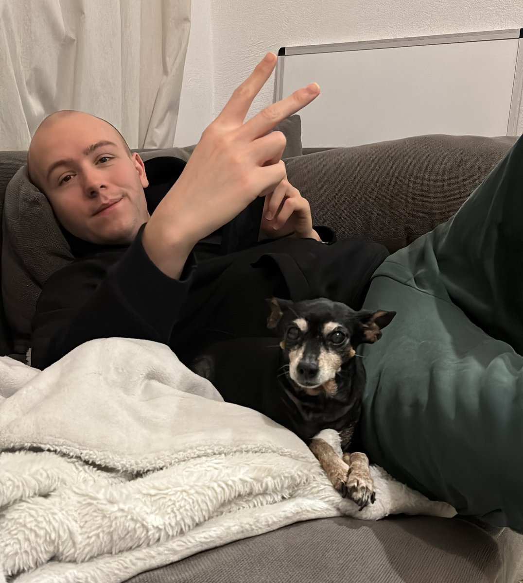 Lunara 🌙 tweet media