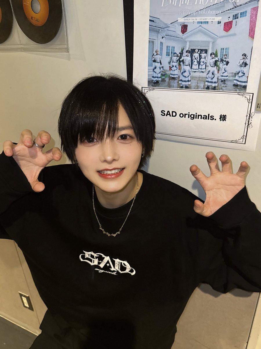 Yujimelo_SADs's tweet photo. ワンマンライブ来てくれて
本当にありがとーっ！！🔥🔥
めちゃたのしかったね！！！！
アイドル10年目だけどワンマンの度にずっとこのままステージに立っていたいなって思ってしまうほど幸せ感じる！
なのに毎回それを��新してるのは来てくれてる子のおかげだよ！！ありがとう✨️ https://t.co/hpQKSTSDGU