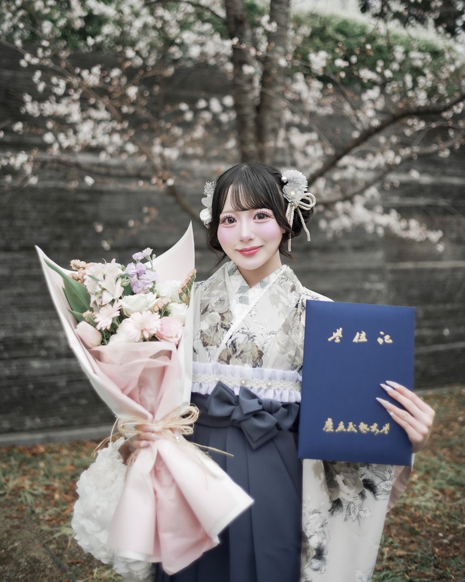 慶應義塾大学 卒業🌸🎓 4年間で出会ってくださった全ての方々に心から