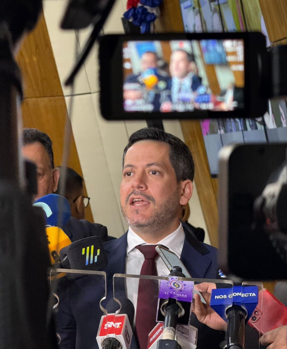 Cuarto Poder Py tweet media