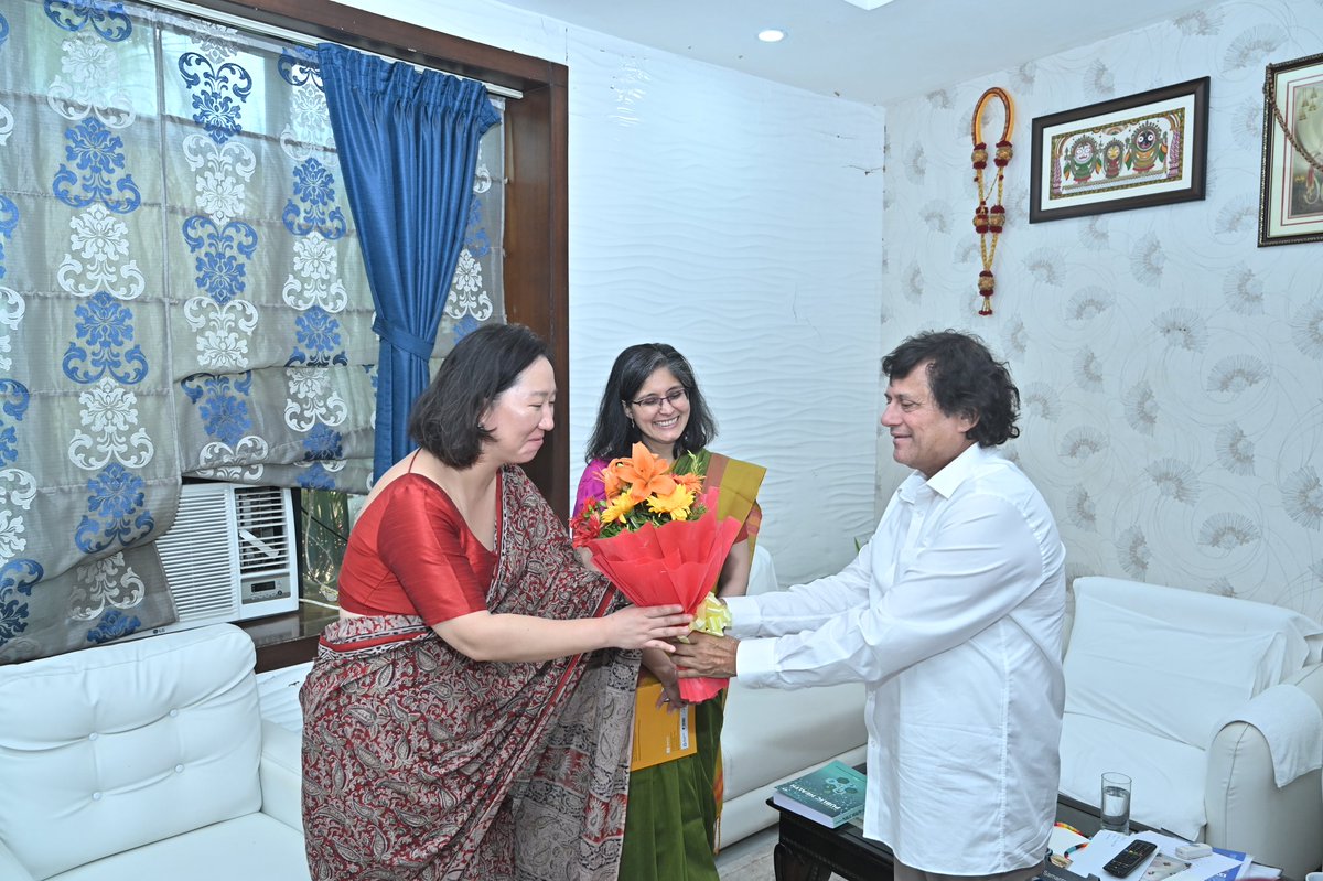 achyuta_samanta's tweet photo. Happy to welcome Ms. Eunsong Kim and Dr. Shraddha Chickerur, representatives from UNESCO, to the KIIT & KISS campus on the occasion of the launch of the Sport and Physical Activity (SAPA) Impact Framework Report for India.

This initiative, developed in collaboration with the @unescoindia Regional Office for South Asia, Sports and Society Accelerator (SSA), Victoria University, Australia,and KISS, presents a simple and practical way to understand the impact of sport in our lives. The framework has been developed over one year of study, involving over 2,000 students and alumni, along with interactions with parents, teachers and community members. It focuses on four important areas — Health & Wellbeing, Education & Lifelong Learning, Livelihoods & Economic Growth, and Equality & Social Inclusion.

It was good to see discussions on how sport can be included in education and daily life in a more structured way so that young people can benefit in a meaningful manner.

My good wishes to all the partners and participants for taking this effort forward for the benefit of society.