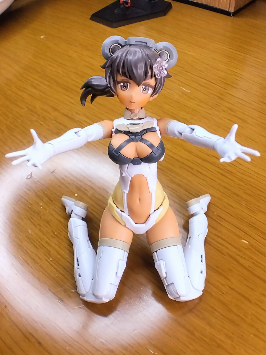 今日並 tweet media