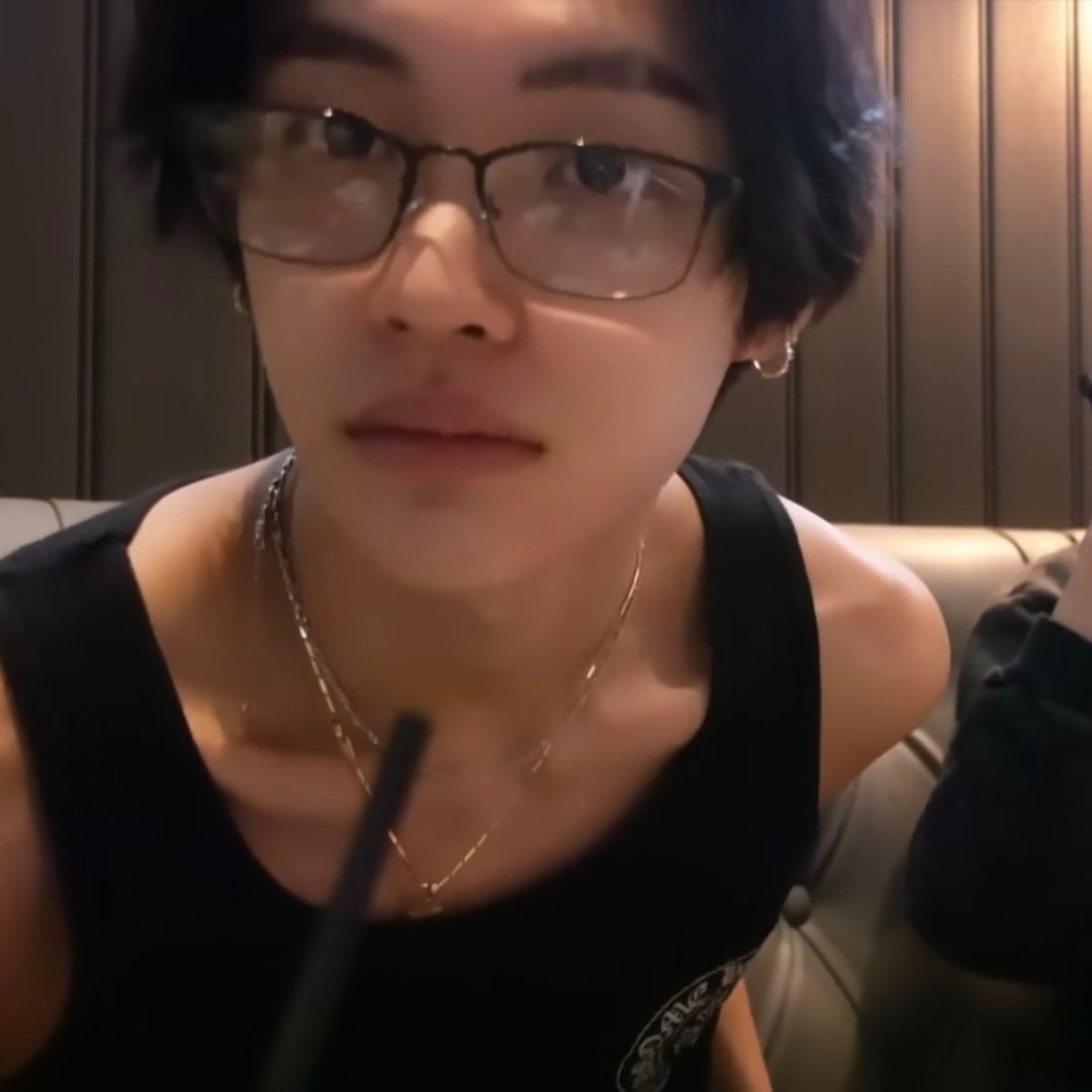 BERMUARA. tweet media