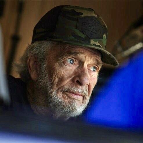 VintageCountryMusic tweet media