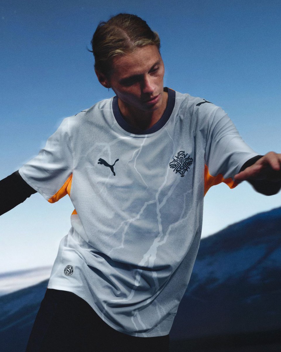 Classic Football Shirts tweet media