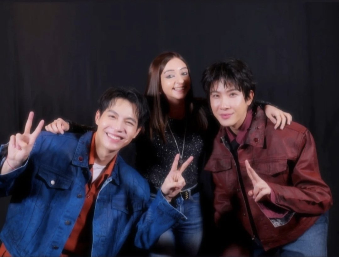 Sara✧ meet FK EM DO ✨️ tweet media