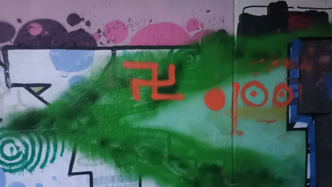 Antifa_Ultras tweet media