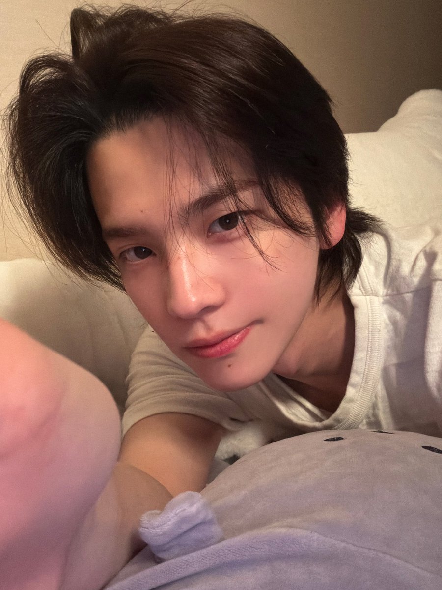 ⑰sellyn | kinda is tweet media