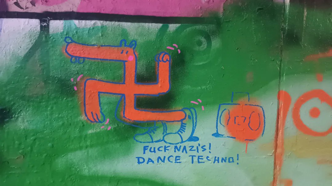 Antifa_Ultras tweet media