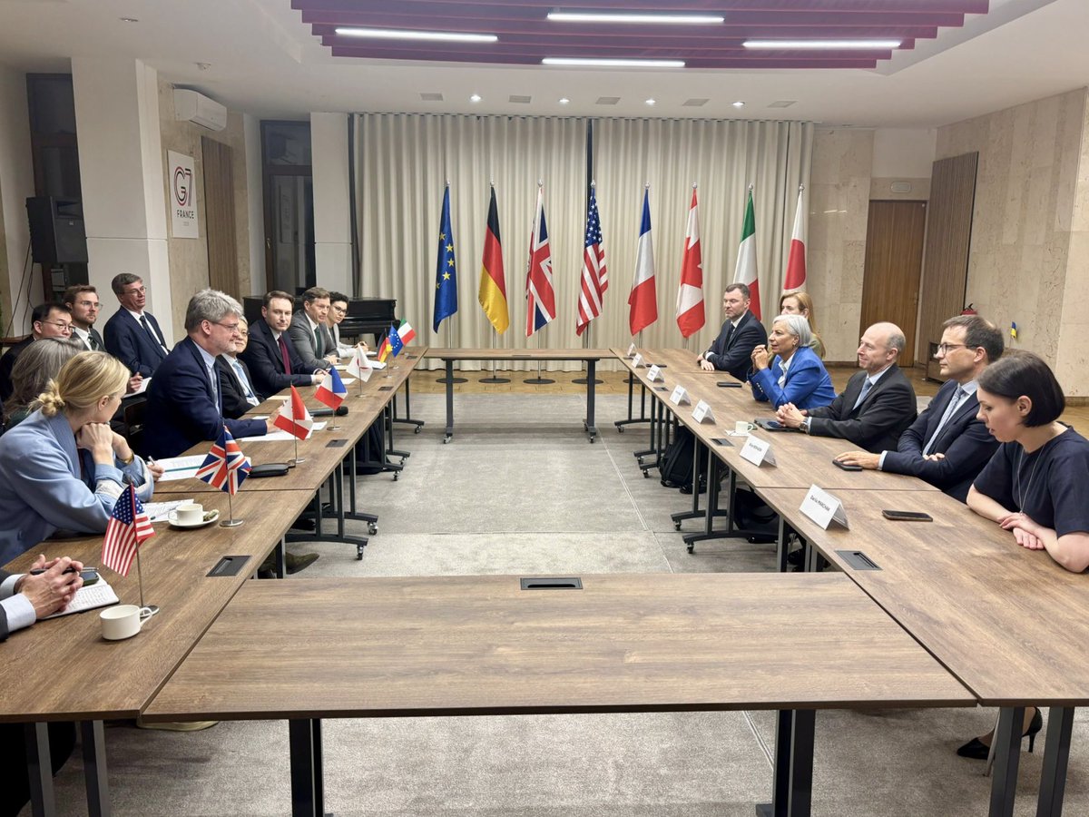 G7AmbReformUA tweet media
