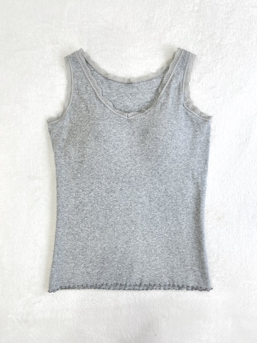 cardy cardigan tweet media