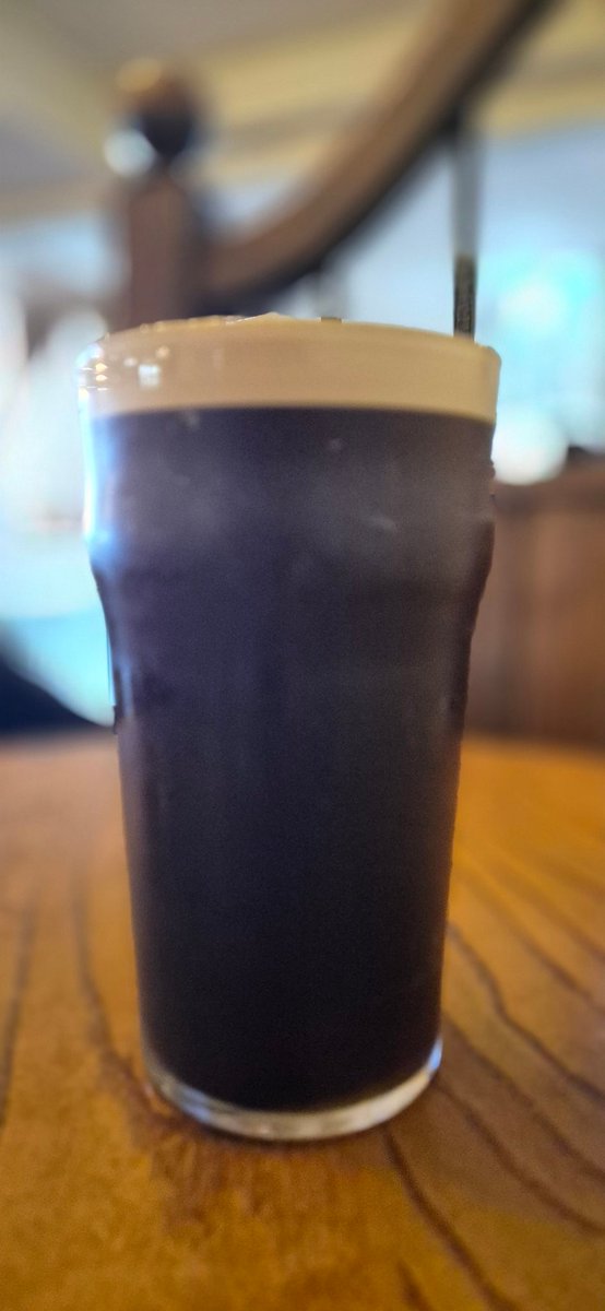 SteveCSnook's tweet photo. Benfleet to Old Leigh(home to this very fine stout) .. along the creek via Two Tree Island. https://t.co/dxj7PazXNp