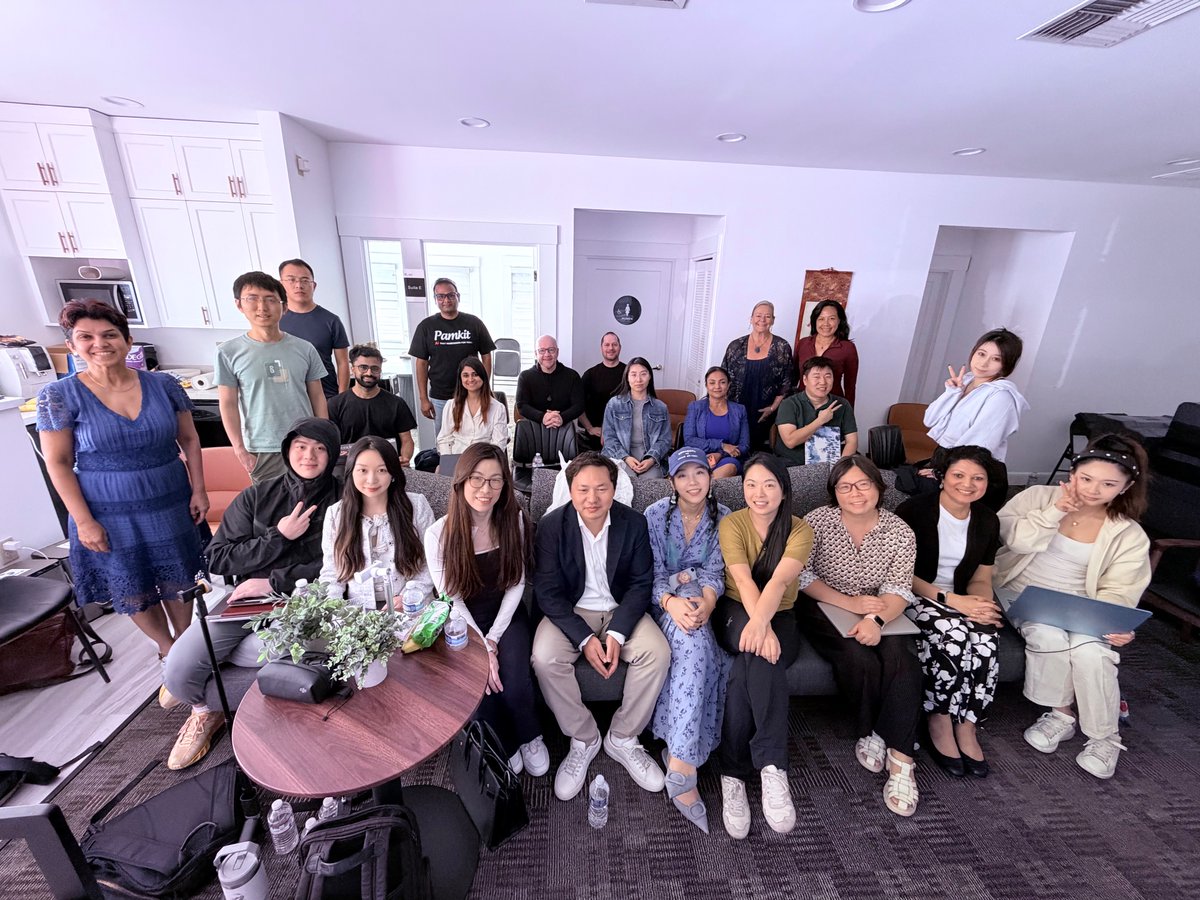 PaulFang tweet media