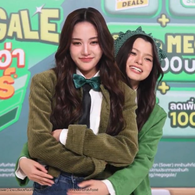 ลม. 🌗 tweet media