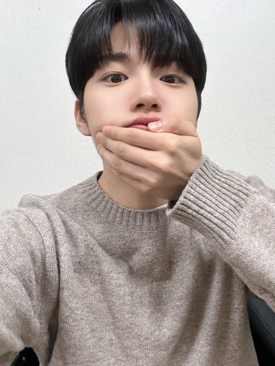 초미남강아지..🐶