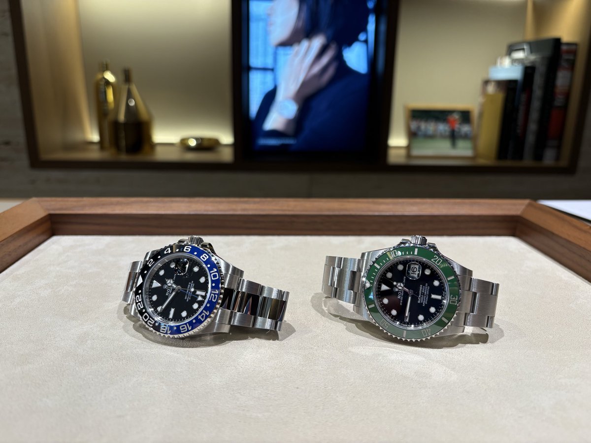 amuseTAKA34's tweet photo. ロレックスに夢中👑
1stグリーンサブ🟢2ndバットマン⚫️🔵
#ロレックス
#ROLEX 
#サブマリーナ
#GMTマスター2 https://t.co/UgYpyRbxNU