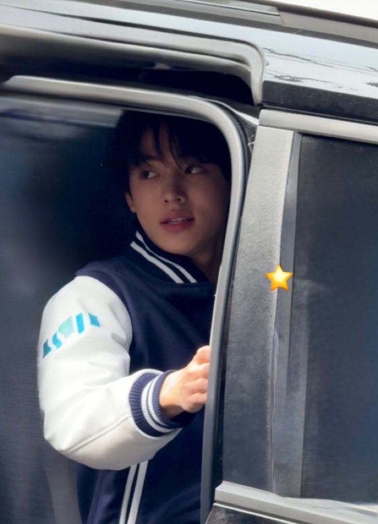 ادام tweet media