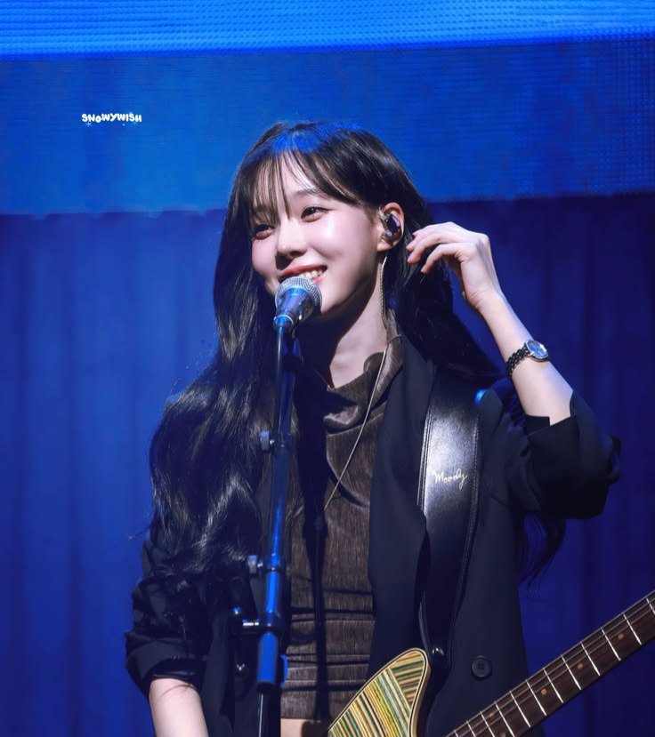MI_MINJEONG's tweet photo. คือชั้นไม่มีอะไรจะพูดแล้วค่ะ ชั้นไม่รู้จะพูดอะไรแล้ว ชั้นนั่งยิ้มอย่างเดียวเลย งืมม https://t.co/sU6DSctCx2
