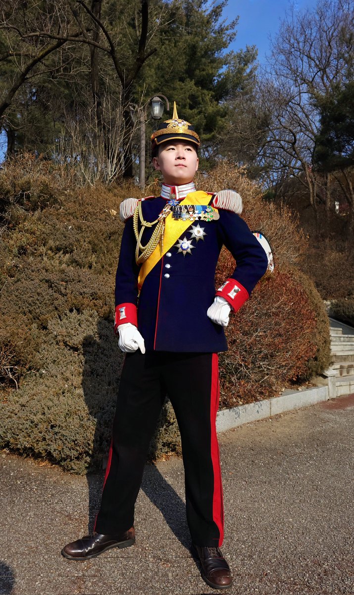 𝔒𝔟𝔢𝔯𝔰𝔱𝔢𝔯 𝔎𝔯𝔦𝔢𝔤𝔰𝔥𝔢𝔯𝔯/오버스터 크릭스헤어 tweet media