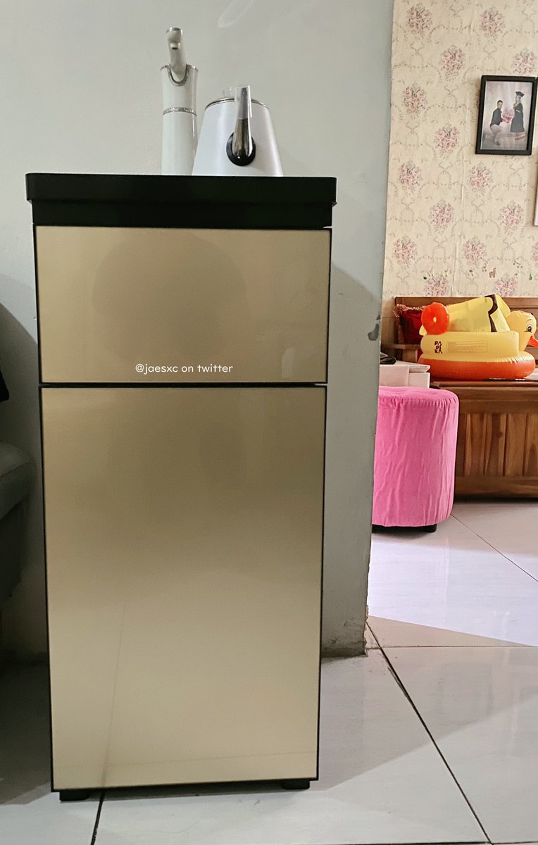 zénith. tweet media