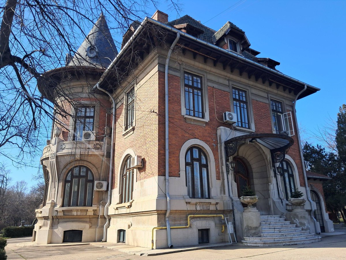 Adrian🇷🇴 tweet media