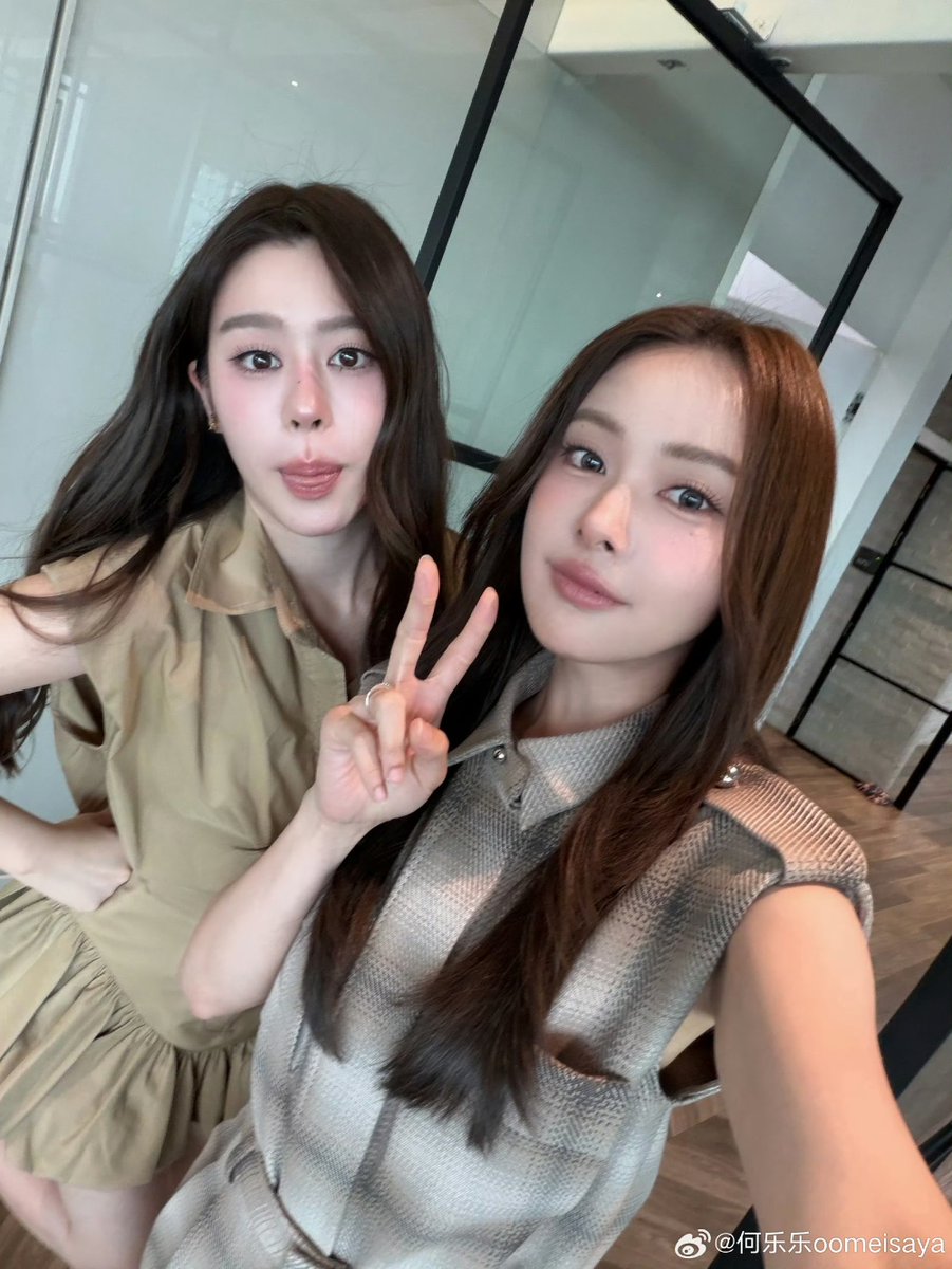 น่ารักกันทั้งสองเยยนิมุมุ 😻

#อุ้มแบม #OomBam
#Oomeisaya #Bamsaralee