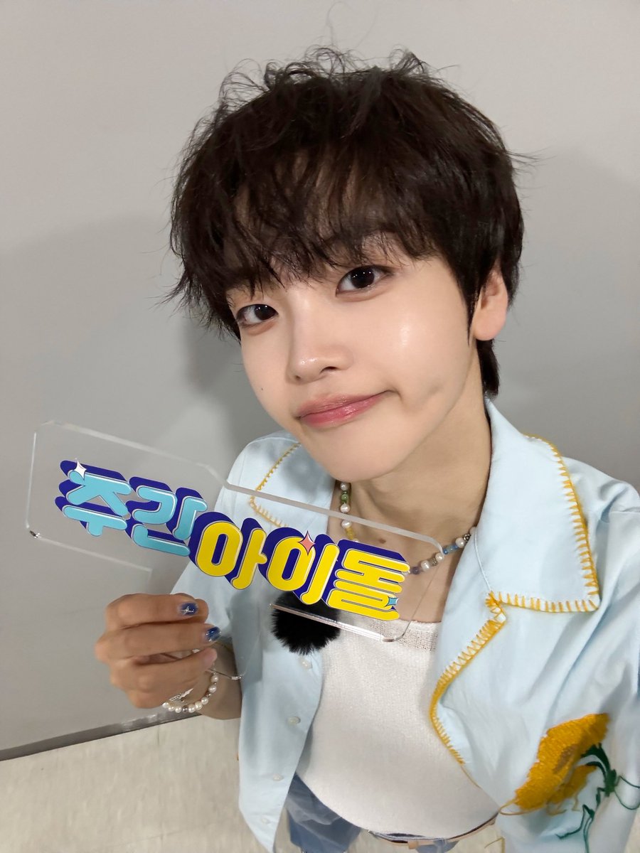 poodlehyeongjun's tweet image. I miss 'Hyeongjun' as MC in 'Weekly Idol' 🫠
When are we getting him back as MC again...? I miss him soo bad🥲
#CRAVITYOFFICIAL #songhyeongjun #weeklyidol