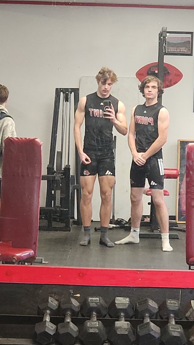BostonP_'s tweet photo. Cannot wait to see what this track season brings!! Expecting big PR's compared to last season because of injury. #workhard #trackandfield #sprint https://t.co/Ai22XBe6Ek