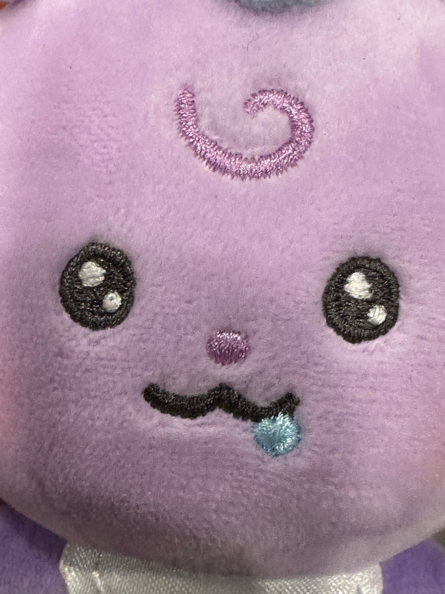 Twilight tweet media