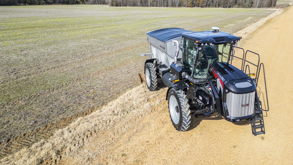 The Vector is built to cover more ground with less downtime. High-capacity performance, selectable 4x4, and the power to handle tough field conditions — acre after acre. 🚜🌾

#RBRVector #AgEquipment #FarmEfficiency #RBREnterprise