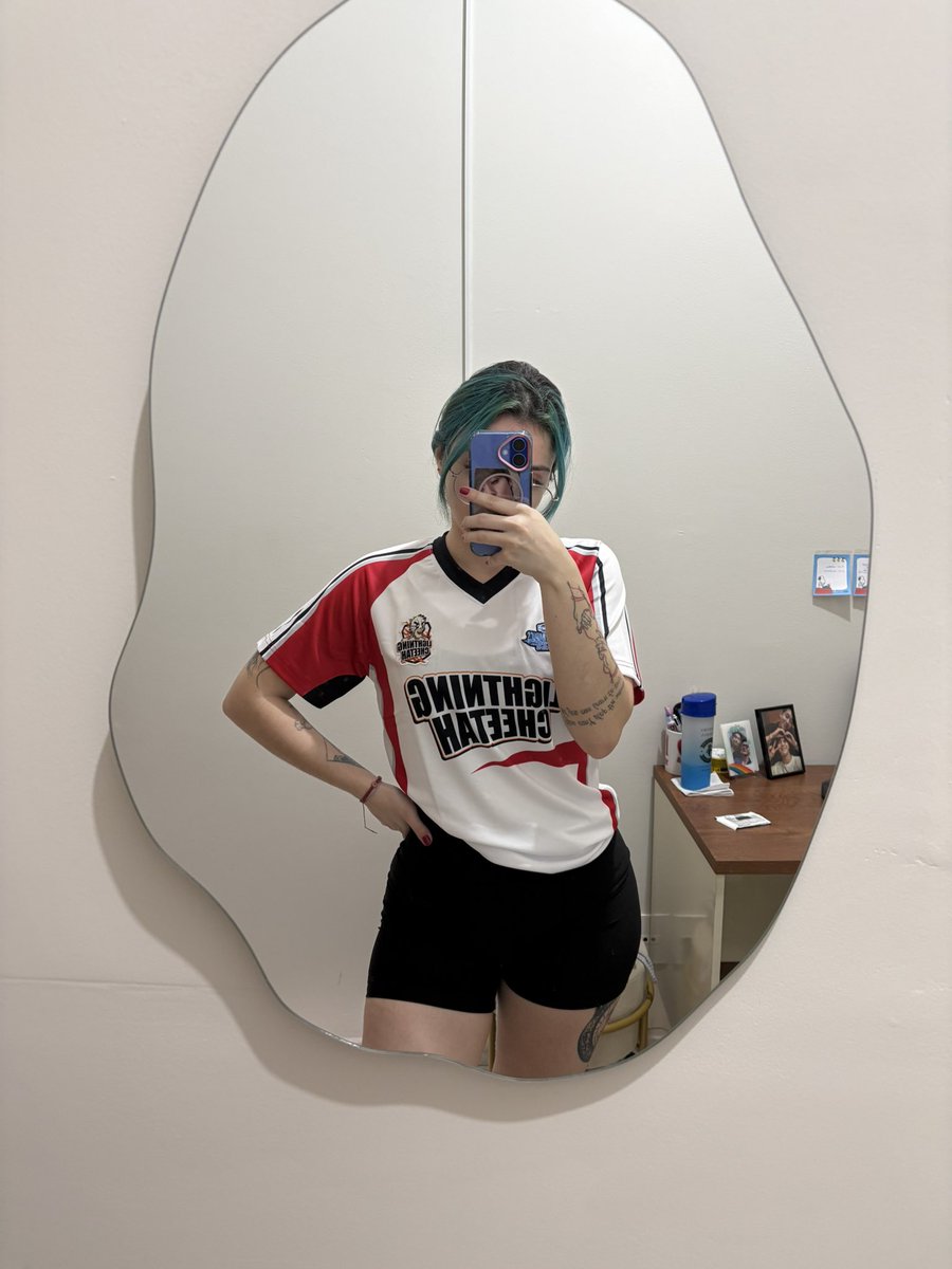 bibs 🎸🦈 you maniac | au’s no 📌 tweet media