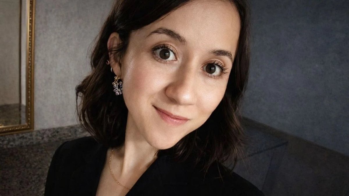 Esref Larsen tweet media