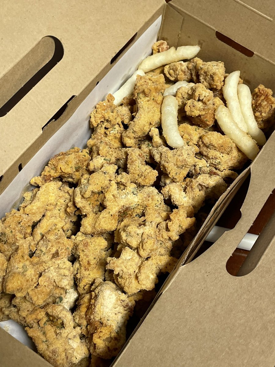 먹는게좋은고딩 tweet media