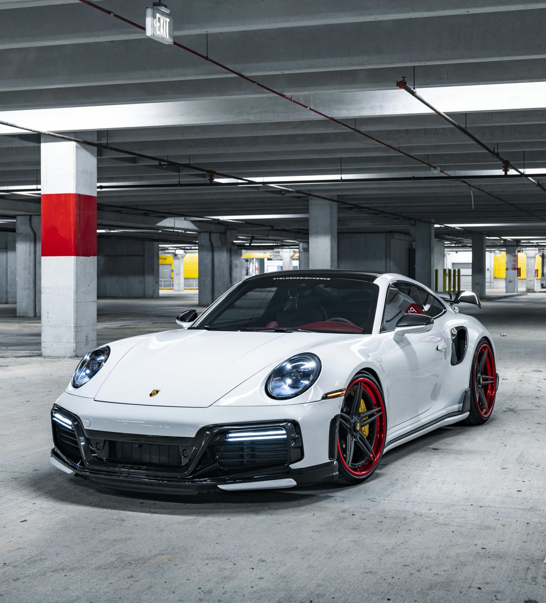 Rinoire's tweet photo. #Porsche 911 Turbo S by Techart https://t.co/zAwgCkcl1i