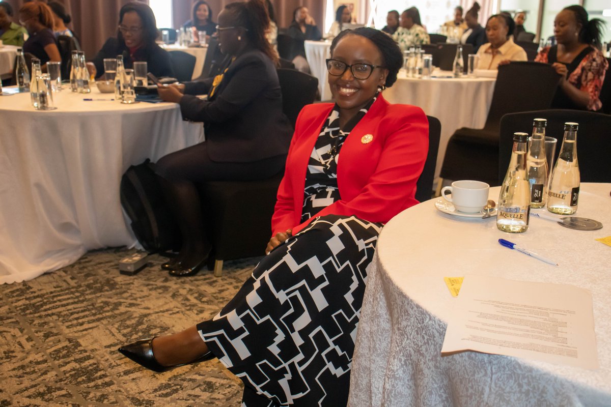 iik_kenya's tweet photo. “Leadership often begins where certainty ends. Lead boldly. Lead clearly. Lead anyway.”- @Rosalynmugoh 

#IIK #WomenWhoLead #WomenInLeadership #LeadershipDevelopment @LibertyLifeKe https://t.co/efrNn0qNn7