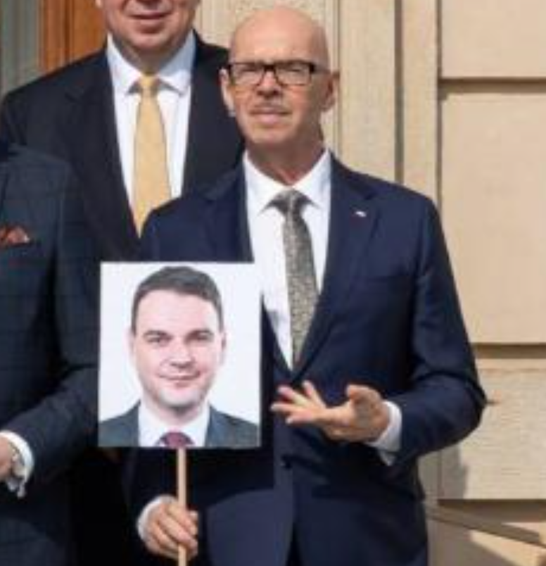 Nezvaný host 🇨🇿 tweet media