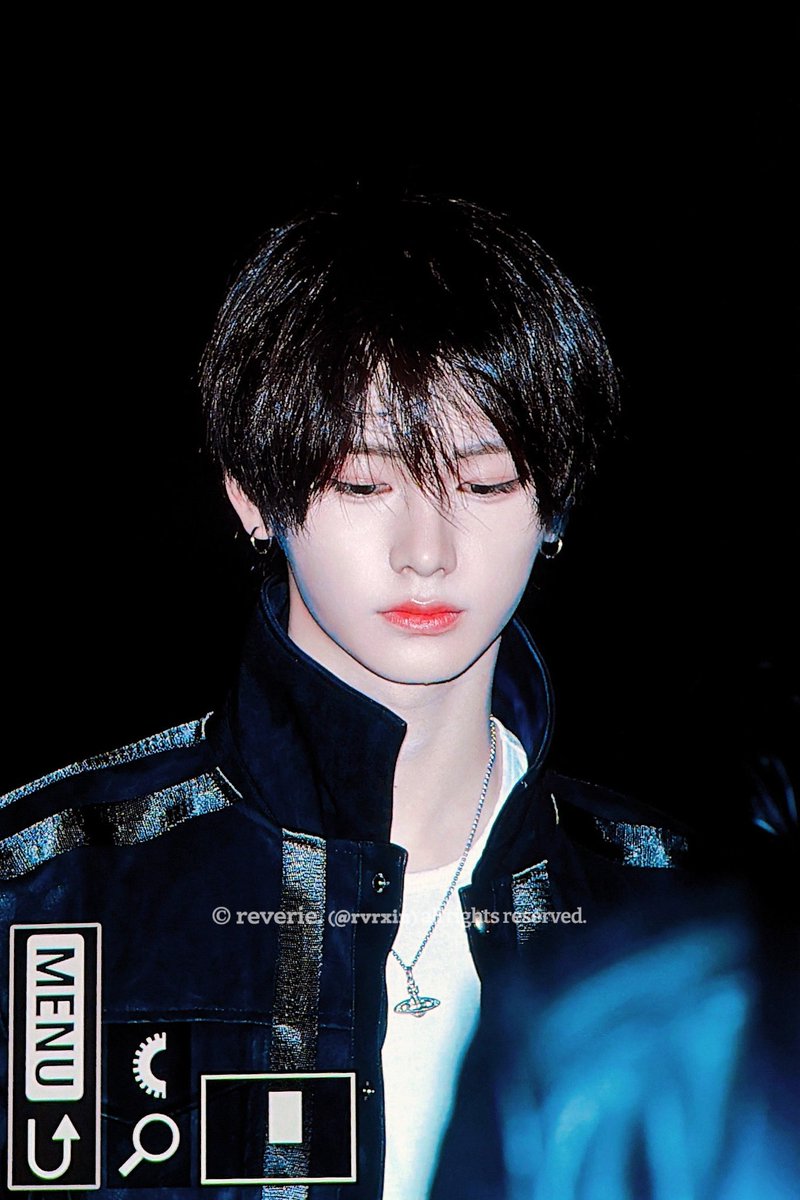 𝐫𝐞𝐯𝐞𝐫𝐢𝐞. tweet media