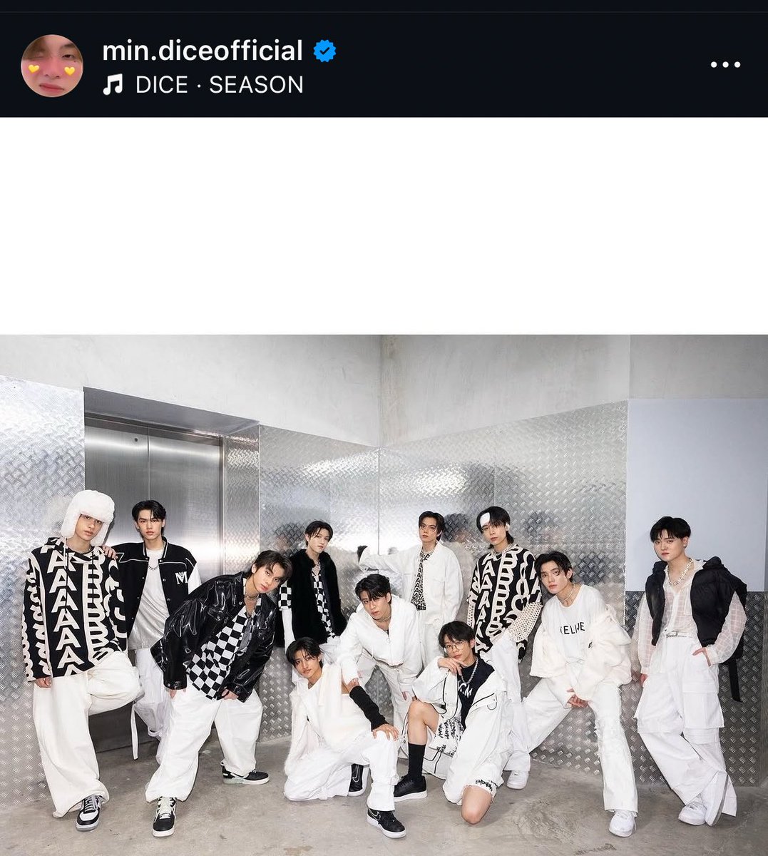 มินเลือกรูปที่มีน้องยูด้วยซ้ำอะ กรุ๊ปสอง ไดซ์ คือกลุ่มเดียวกันแก 🤧🤧🤧😭😭😭😭😭😭😭😭