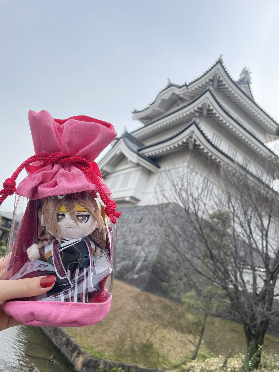 NA_TSU_08's tweet photo. 1泊2日で、忍城と石田堤、丸墓山古墳に行ってきました！天候にも恵まれて堪能しました😌
完成して、初めて連れて行った由縁のある場所が忍城でごめんね、殿…… https://t.co/cAEcZXYXqh