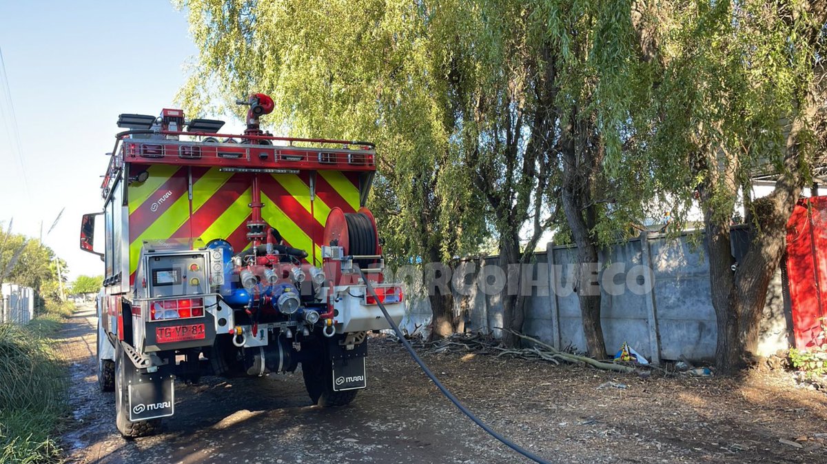AMPLIACIÓN DE EMERGENCIA EN BUSTAMANTE 
Calle Bustamante / Segundo Villagra comuna de Coihueco.
Se informa que hubo fuego en tablero eléctrico que fue controlado por trabajadores, posteriormente a la llegada de bomberos de Coihueco se revisa posibles riesgos, se espera a COPELEC