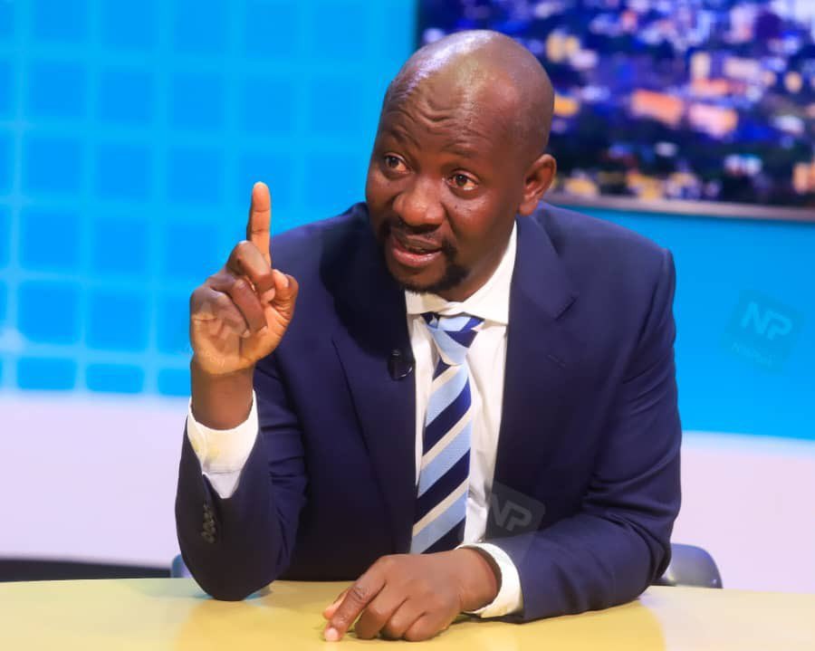 🗣️ Concerned citizen tweet media