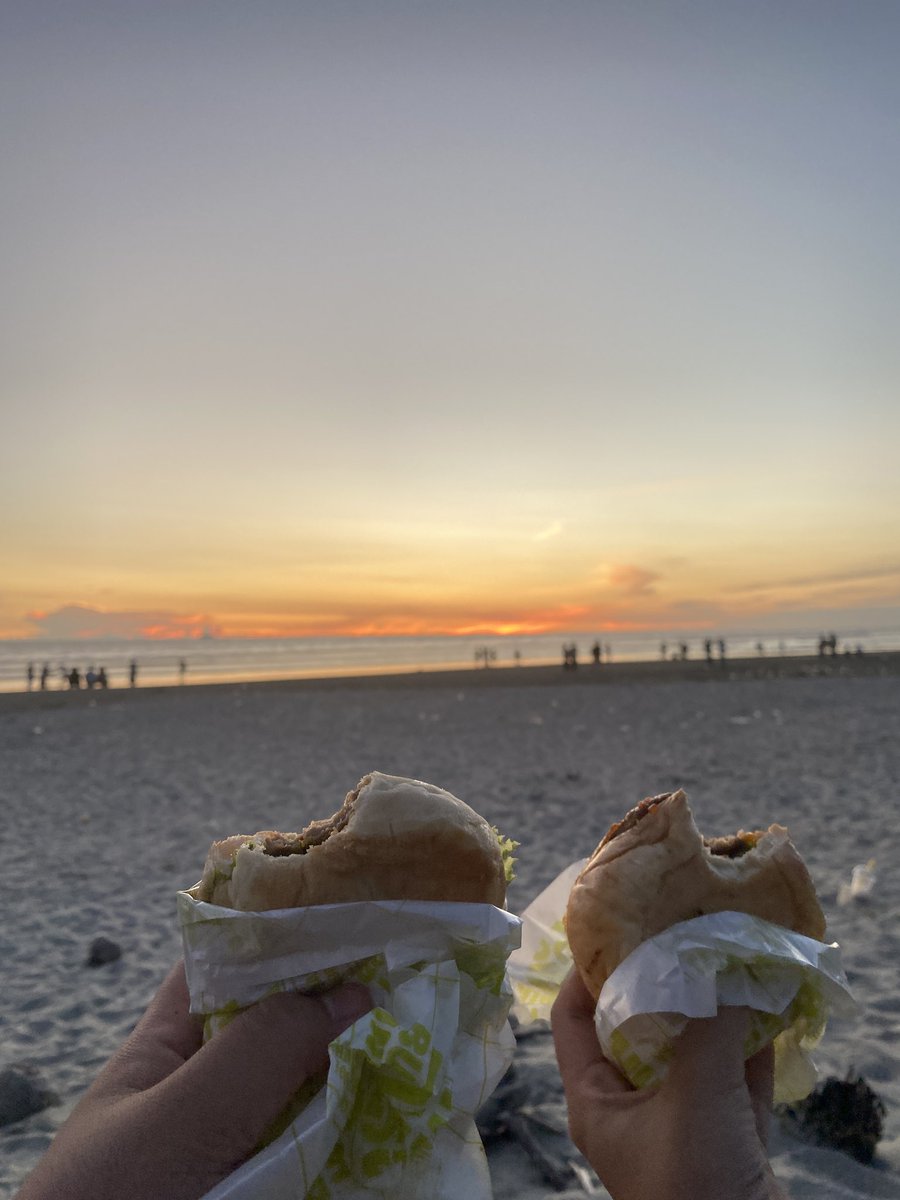 𝕫𝕦𝕓𝕚 tweet media