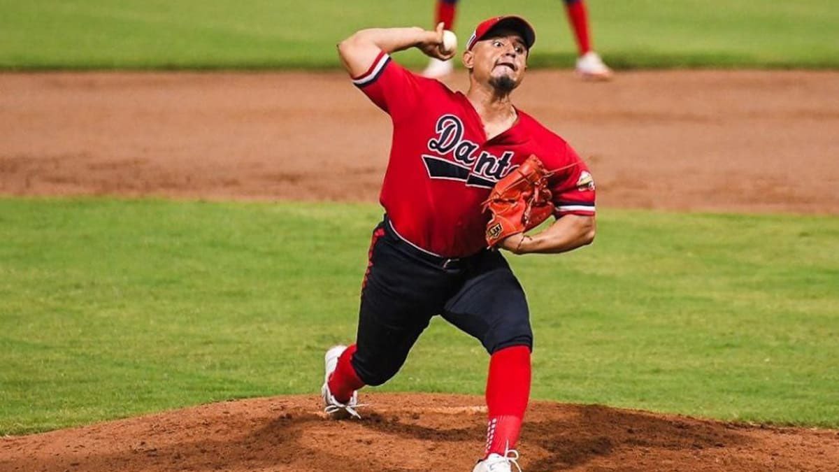 8DeportivoTN8's tweet photo. Recuerda que este martes a las 10am los Dantos debutarán en la Baseball Champions League 2026 a las 10 am ante los CTBC Brothers.
Ángel Obando es el lanzador asignado para abrir el partido por la Maquinaria Roja. #Beisbol #BCL #Dantos https://t.co/0GwJl1jEl1