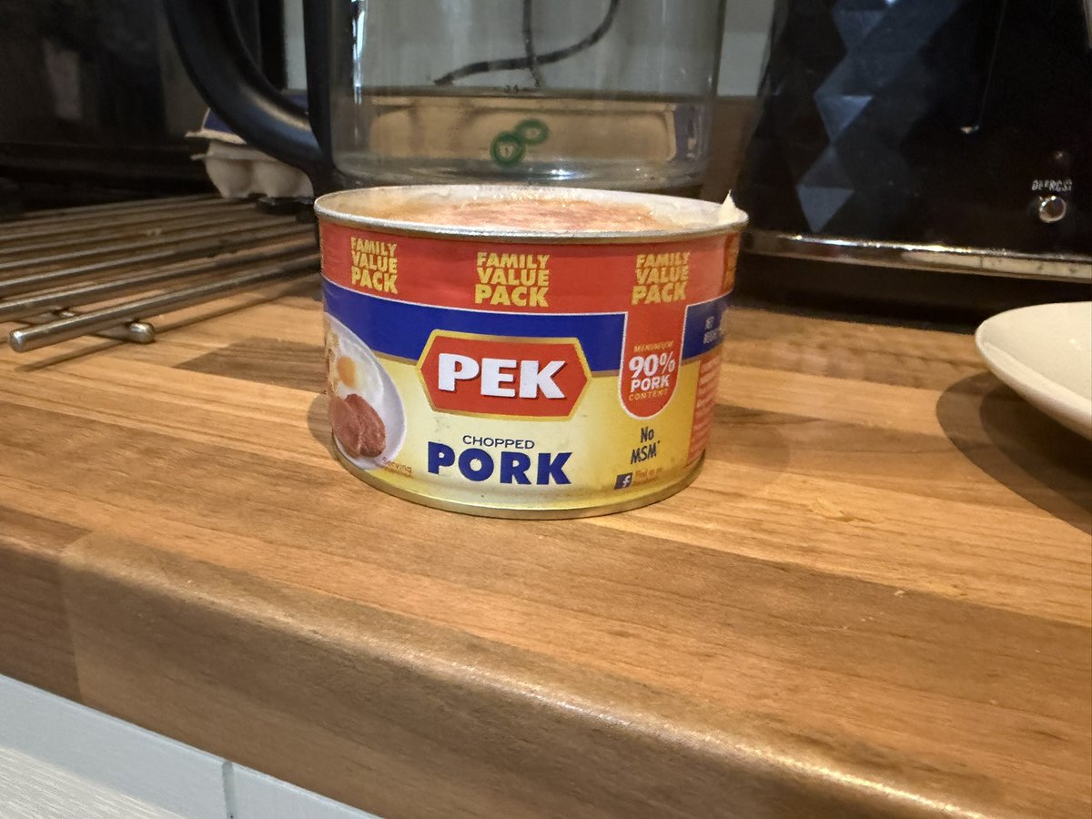 Tin_Of_Pek tweet media