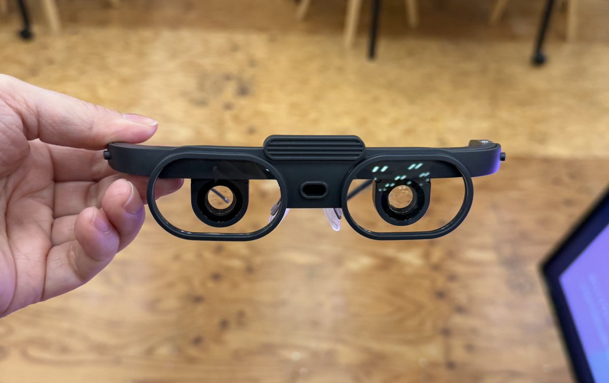 kure_kure_zo's tweet image. #LODGEXRTalk

ViXion2も体験させてもらえた

すごいいい

ViXion1を以前やったときは、いいけど見える範囲狭いなーって思ってた分が
だいぶ広くなってた