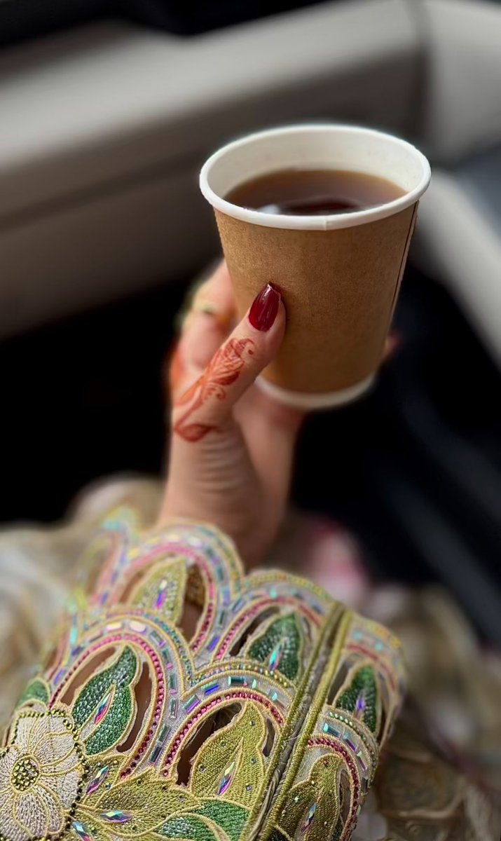 هـند الحـبـسي tweet media