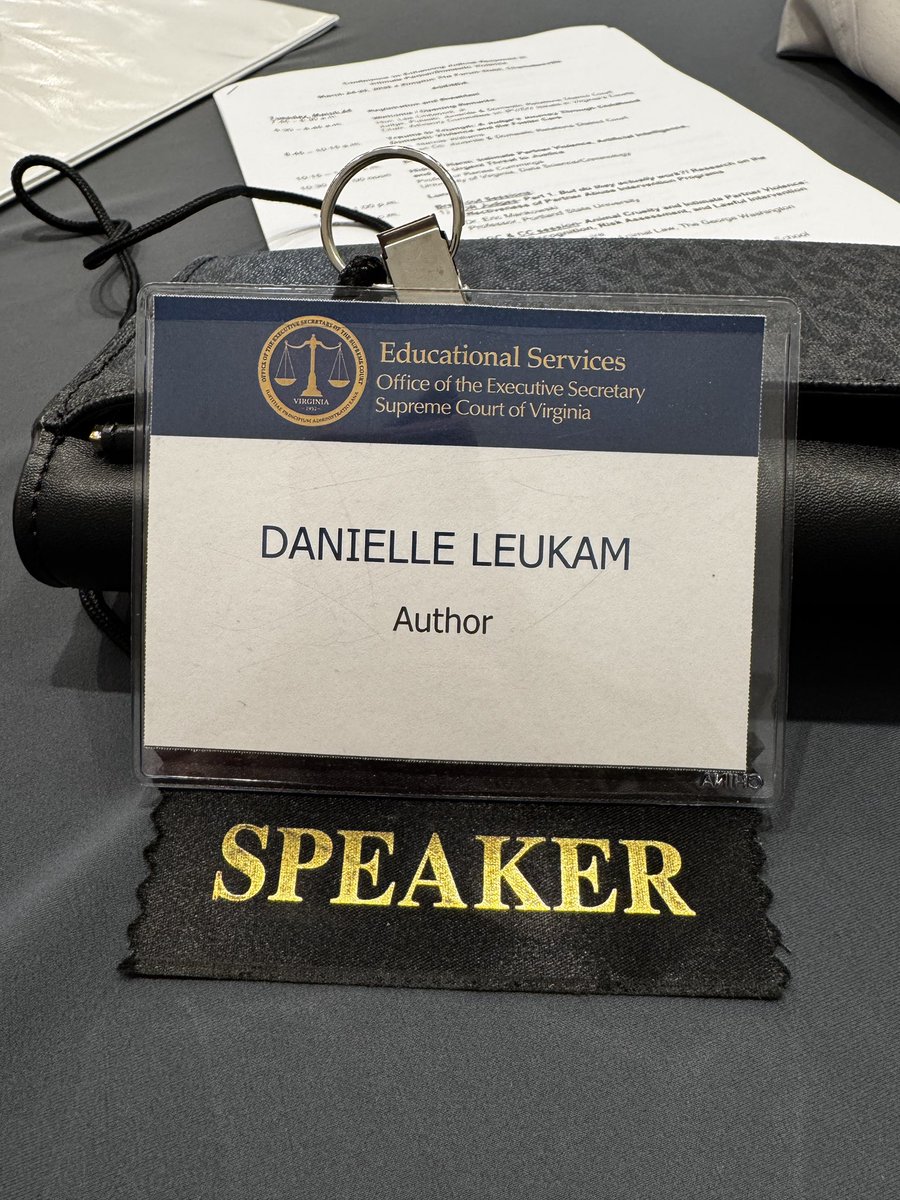 Danielle Leukam tweet media